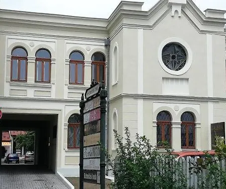 Kincsem Apartamento Eger