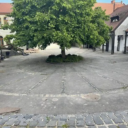 Kincsem アパート